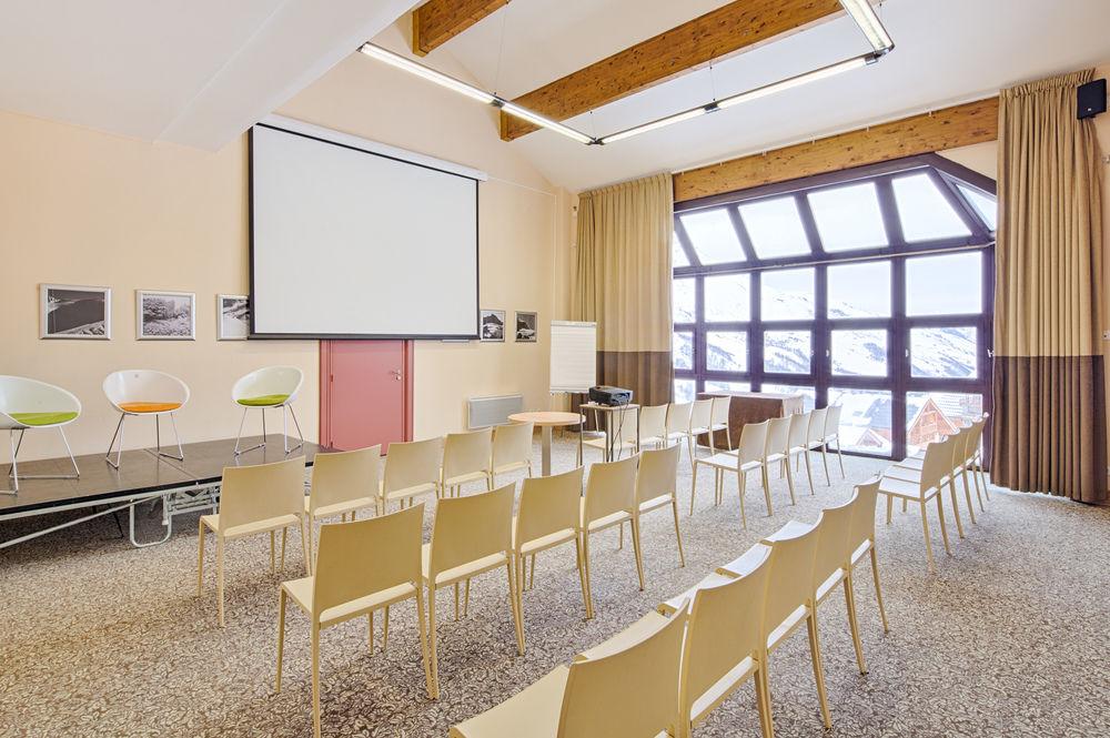 Hotel Les Bruyeres Les Menuires エクステリア 写真