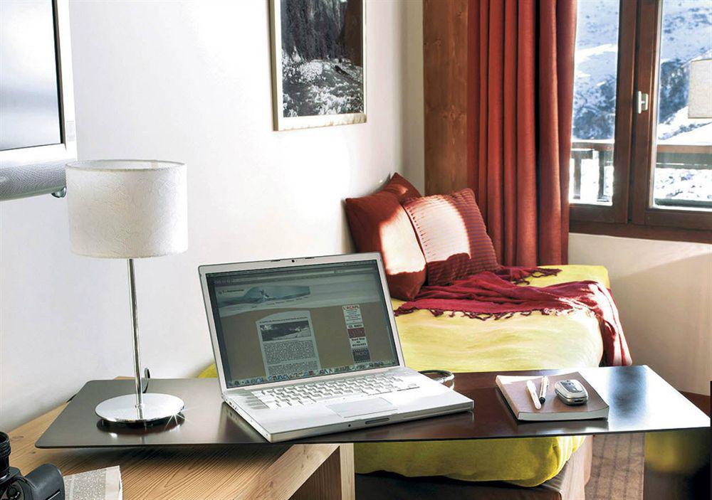 Hotel Les Bruyeres Les Menuires エクステリア 写真