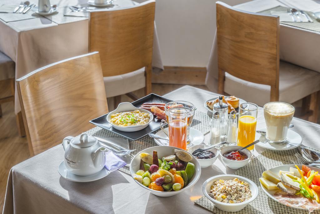Hotel Les Bruyeres Les Menuires エクステリア 写真