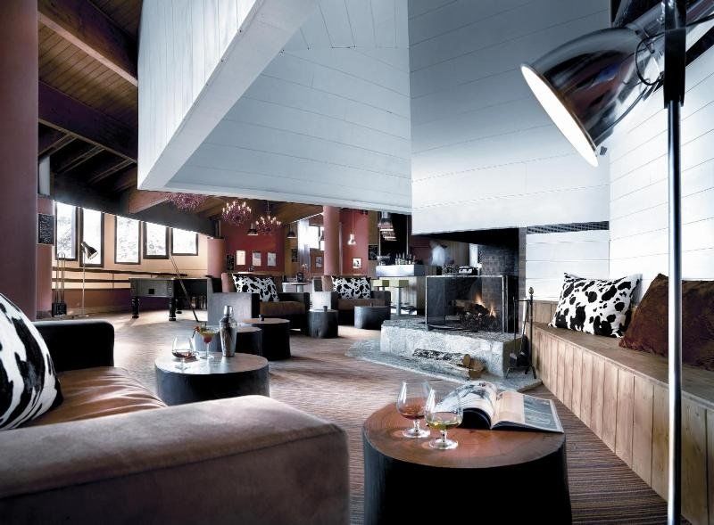 Hotel Les Bruyeres Les Menuires エクステリア 写真
