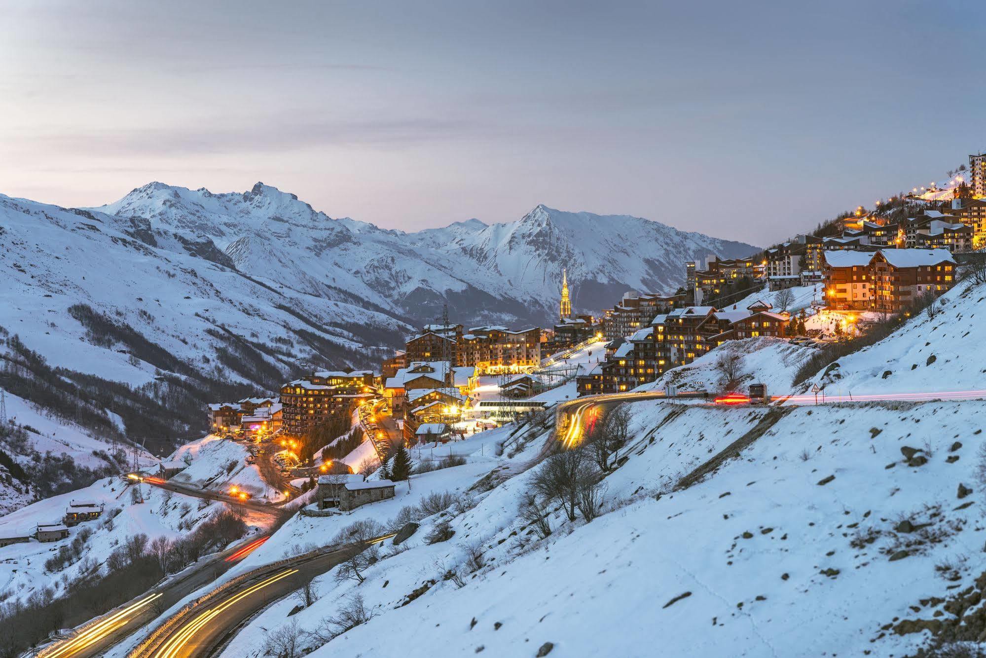 Hotel Les Bruyeres Les Menuires エクステリア 写真